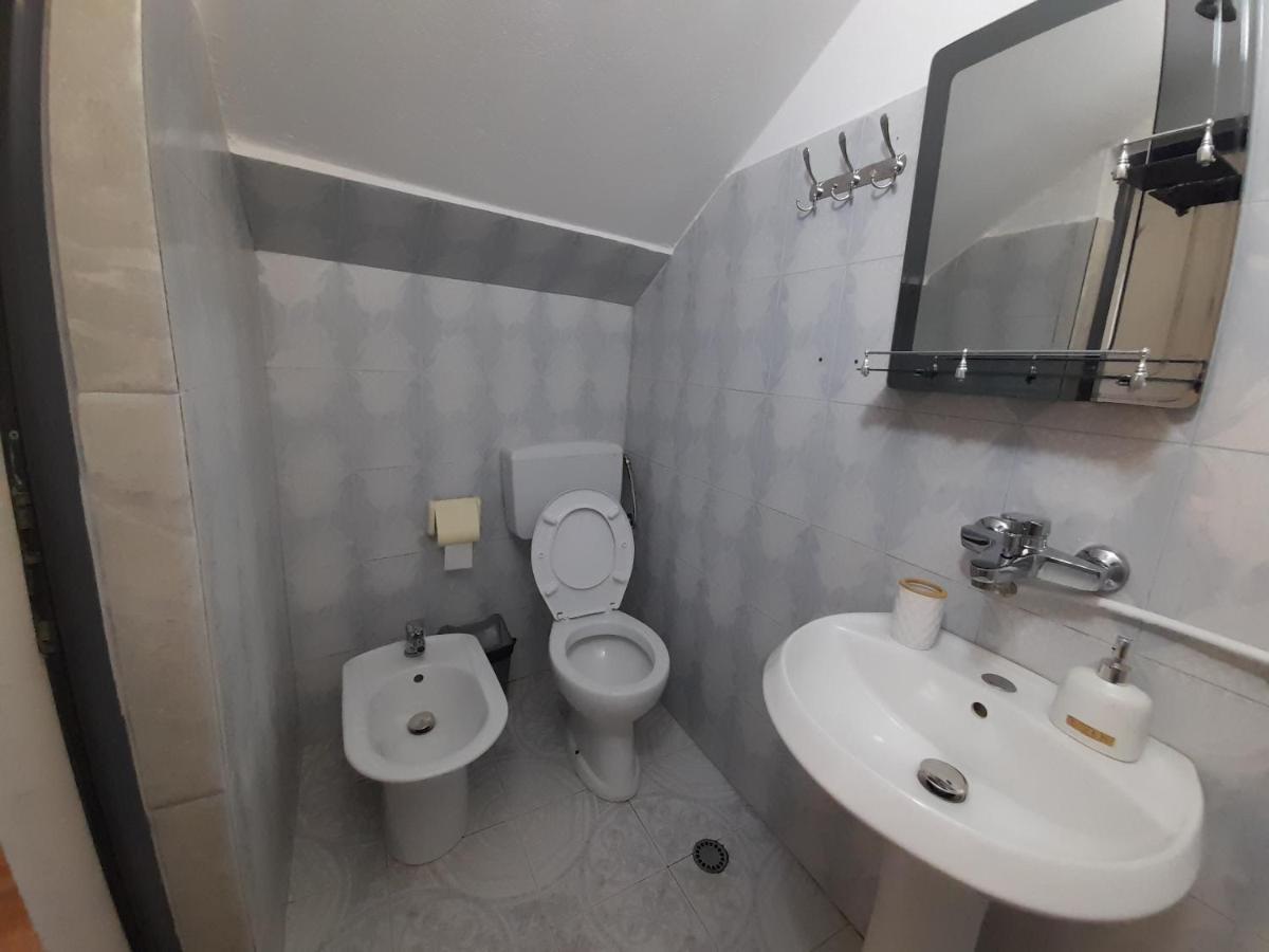 Villa Kurti Durrës Exteriör bild