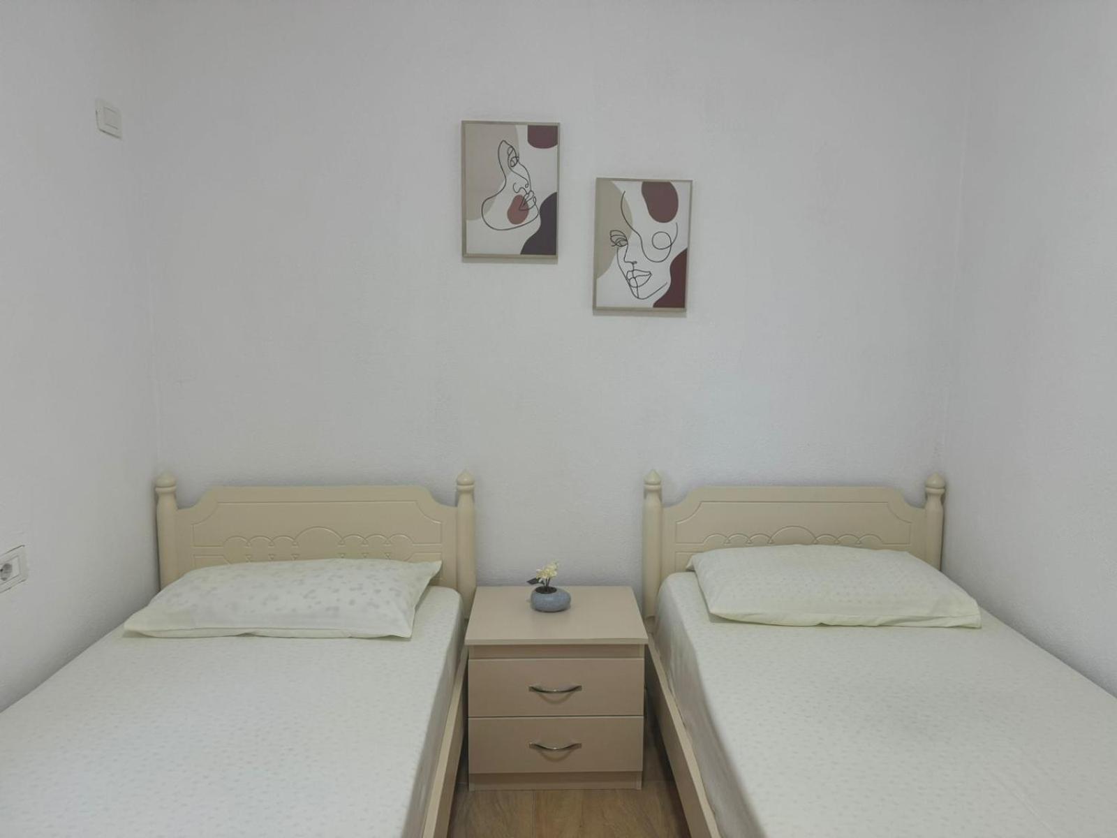 Villa Kurti Durrës Exteriör bild